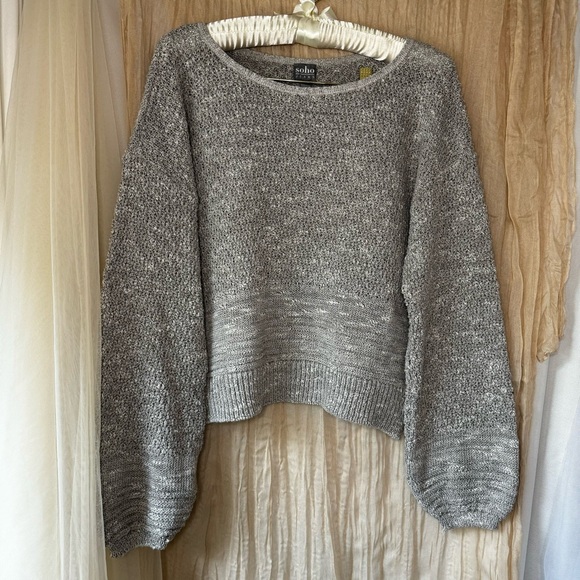 Soho Jeans Gray and Silver Sweater Sz M - Picture 3 of 5
